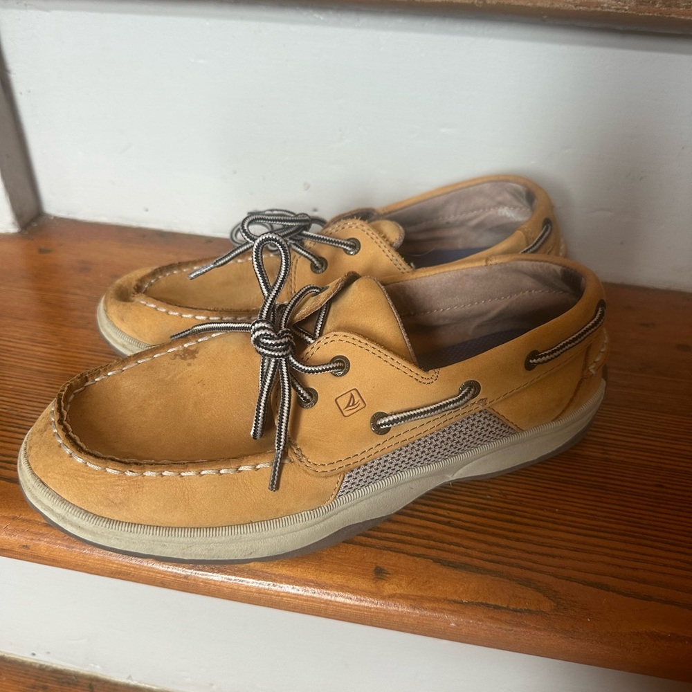 Sperry Boys Topsider Intrepid boat shoes size Y6